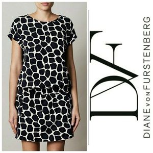 EUC Diane Von Furstenberg print dress